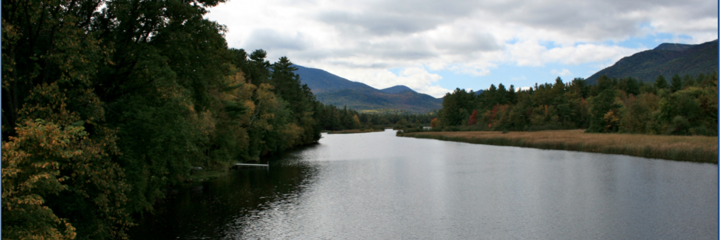 catskill mountain view from the hudson river